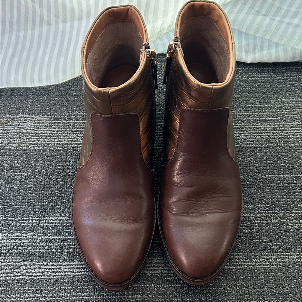 Women’s size 8 Brown Leather Ankle Boots
